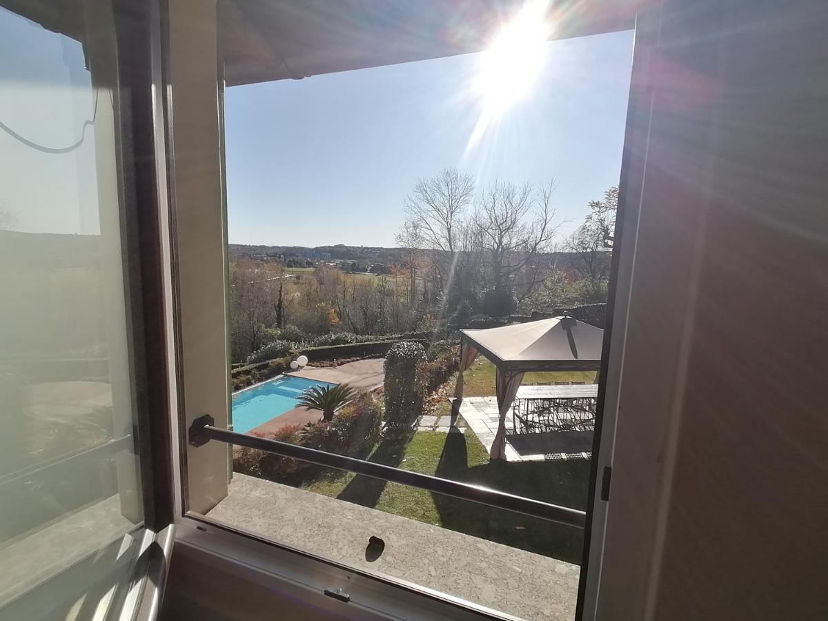 Casale Raffaello B&B Como Albese Con Cassano Eksteriør bilde
