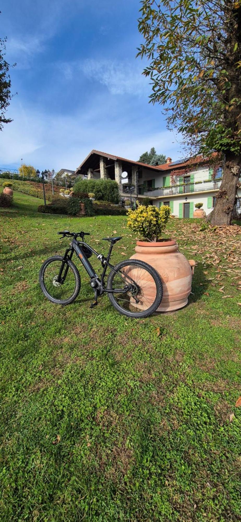 Casale Raffaello B&B Como Albese Con Cassano Eksteriør bilde